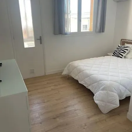 Juan F3 100 M Des Plages Apartment *