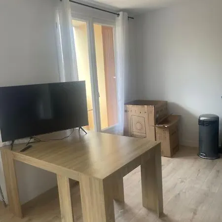 Juan F3 100 M Des Plages Apartment